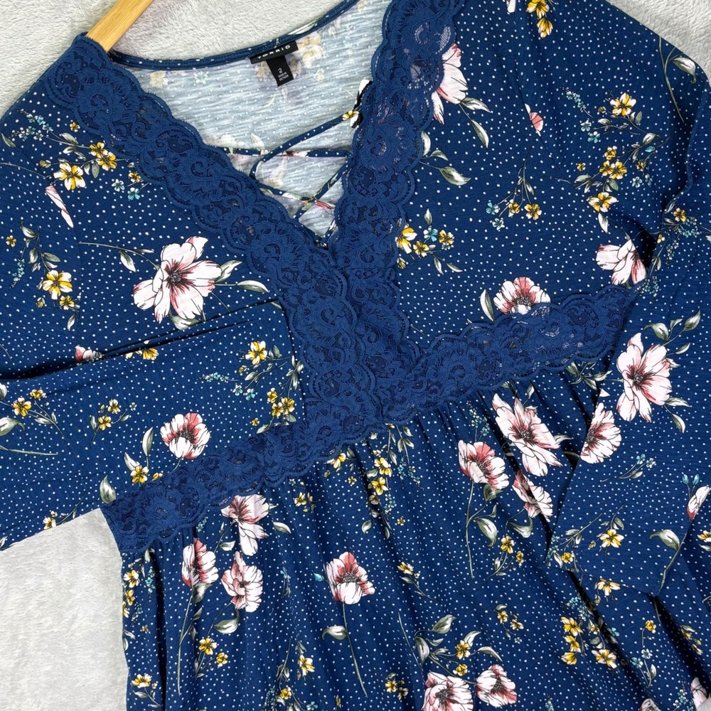 NWT Torrid‎ Women's Blue Floral Lace Peplum Top Long Sleeve V-Neck Size 2X